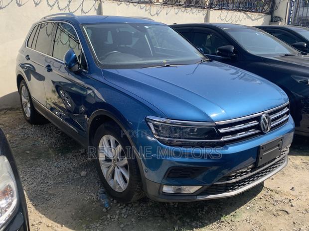 Blue Volkswagen Tiguan 2017: Compact SUV Excellence