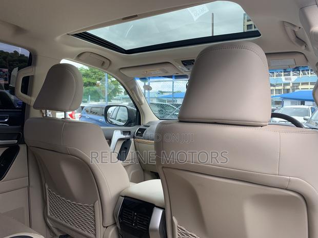 2018 Toyota Land Cruiser Prado 2.7 Black: Premium Off-Road Adventure
