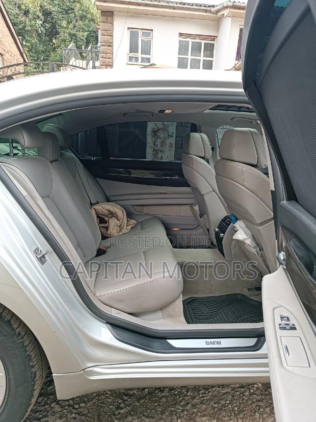 Silver BMW 7 Series 2012 - Executive Luxury Sedan