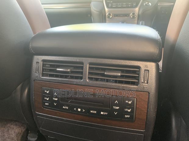 Black Toyota Land Cruiser 4.6 V8 ZX 2017