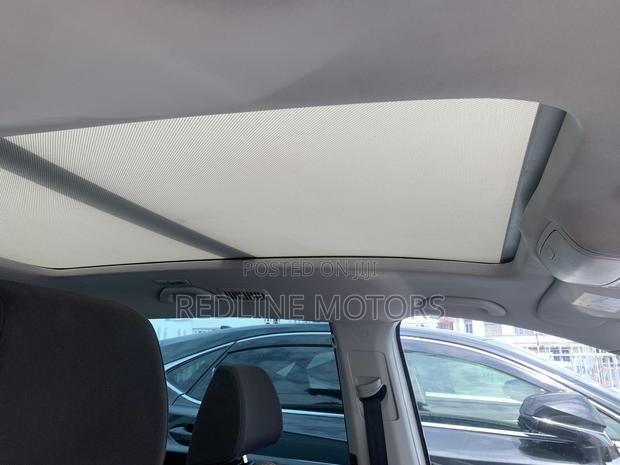 2016 White Volkswagen Sharan: Comfortable and Economical