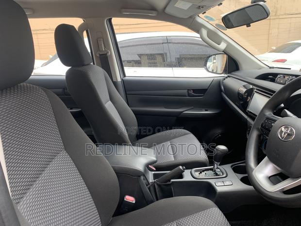 Toyota Hilux 2017 - Gray - Rugged X Single Cab