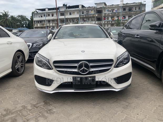 Mercedes-Benz C250 Pearl 2017 - Stylish and Powerful