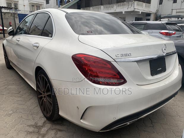 Mercedes-Benz C250 Pearl 2017 - Stylish and Powerful