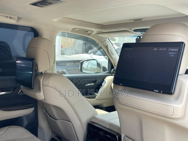 2023 Toyota Land Cruiser Black Edition: Power & Style Combined
