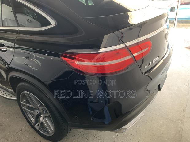 Luxury 2017 Mercedes-Benz GLE-Class GLE 350d 4MATIC in Matt Black