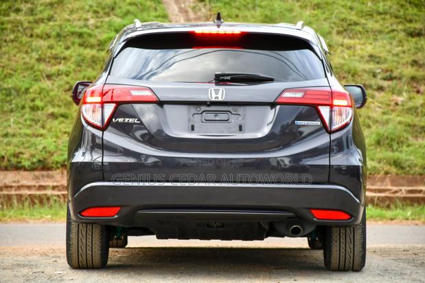 2017 Honda Vezel: Modern SUV with Exceptional Comfort!