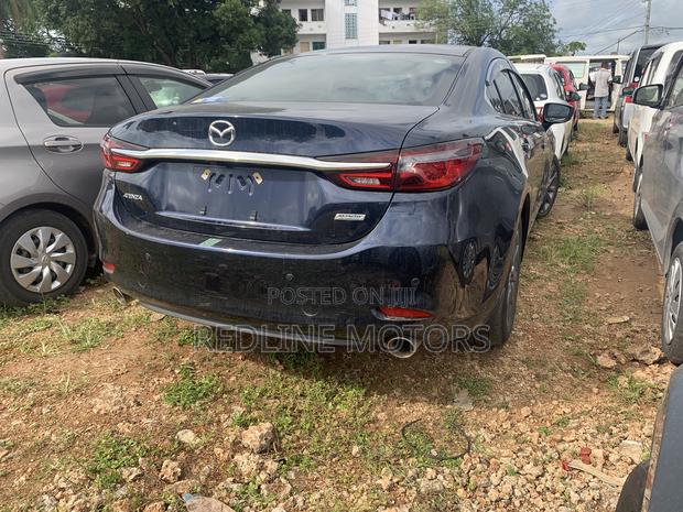 Mazda Atenza (2018 Blue): Elegant Sedan