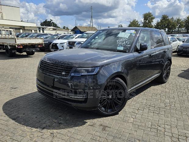 New 2023 Land Rover Range Rover Vogue in Gray - Premium SUV
