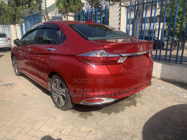 2016 Red Honda Grace 1.5 Petrol FWD - Stylish and Efficient