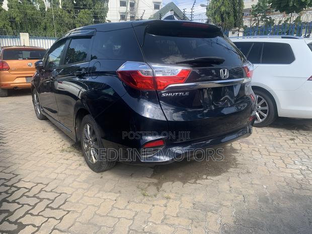 2017 Honda Shuttle 1.5 Hybrid 2WD Blue - Quality & Efficiency