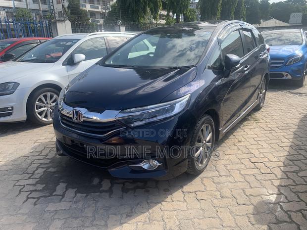 2017 Honda Shuttle 1.5 Hybrid 2WD Blue - Quality & Efficiency