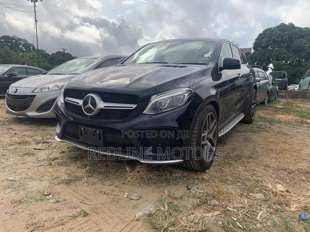 2017 Mercedes-Benz GLE 350d 4MATIC Blue: Sophisticated Luxury