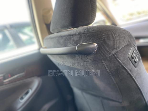 2018 Toyota Crown - Brown Sedan - Perfect for Your Needs