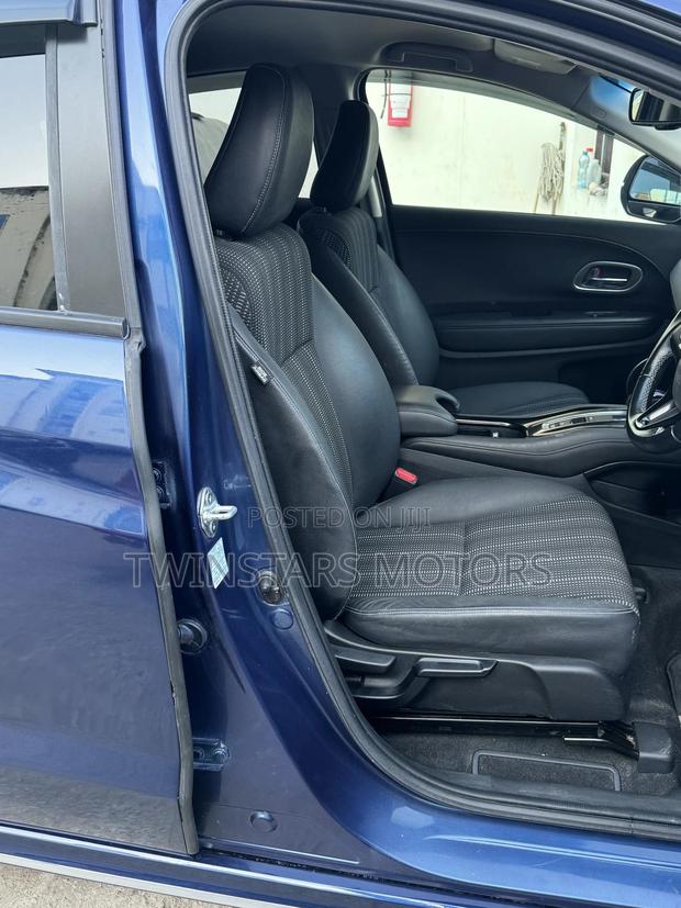 2018 Blue Honda Vezel: Compact SUV, Advanced Technology