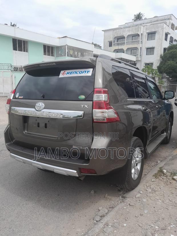 2017 Toyota Land Cruiser Prado 2.8 - Gray - Quality Pre-Owned SUV Available Now