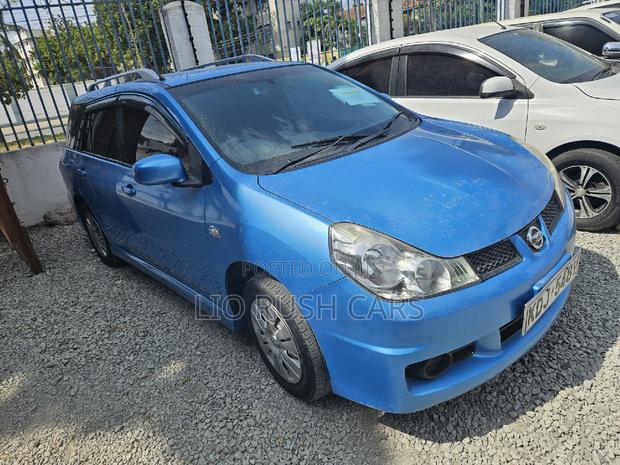 2015 Blue Wingroad Nissan - Minivan for Sale with Modern Features and Comfort
