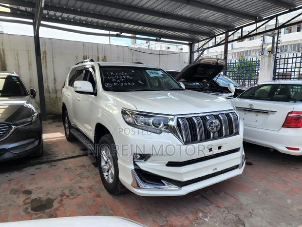 2018 Toyota Land Cruiser Prado - White - Used Luxury SUV