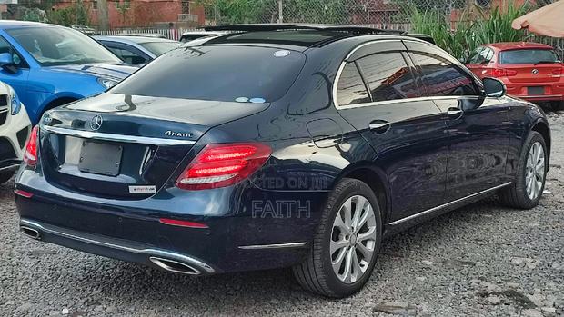 Luxury 2017 Mercedes-Benz E400 in Black - Premium Performance