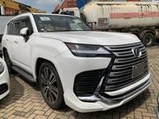 White Lexus LX 2022: Prestigious Full-Size SUV for Sale for sale