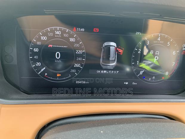 Gold Land Rover Range Rover Velar P380 SE R-Dynamic 4x4 2018