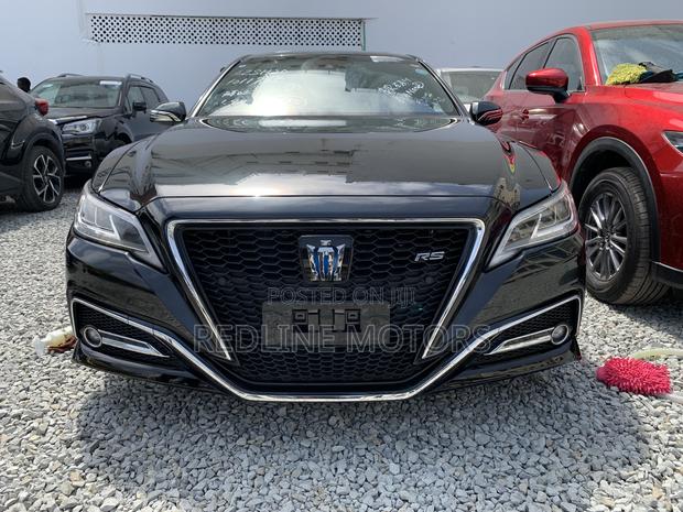 Black 2018 Crown Toyota - Elegant Sedan