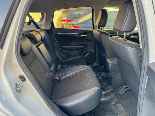 White Honda Fit Shuttle 2017 - Pristine Condition