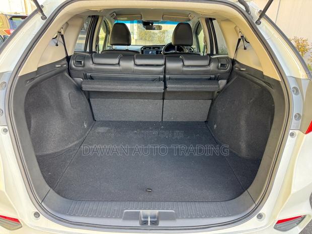 White Honda Fit Shuttle 2017 - Pristine Condition