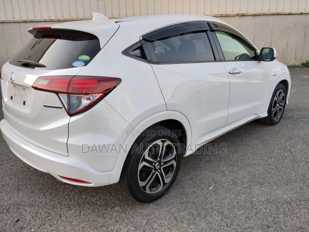 Honda Vezel 2017 Pearl
