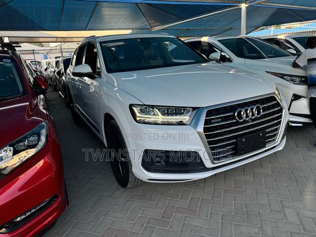 Audi Q7 3.0T Premium AWD quattro 2017 (White