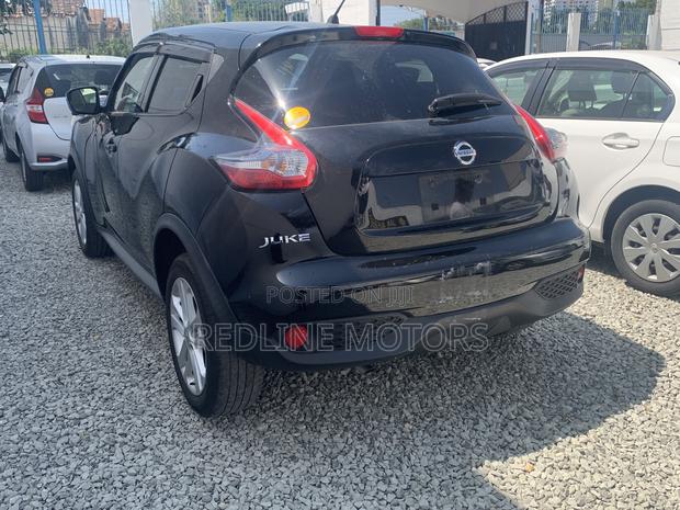 Black 2017 Nissan Juke: Agility and Aesthetics