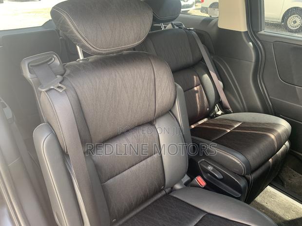 2017 Honda Odyssey 2.4L Absolute 2WD Gray - Certified Used Vehicle