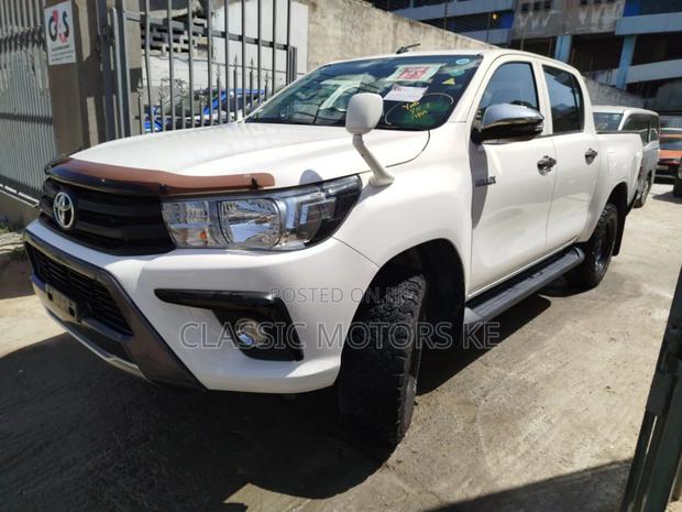 2018 Toyota Hilux White: Single Cab, 4x4 Automatic