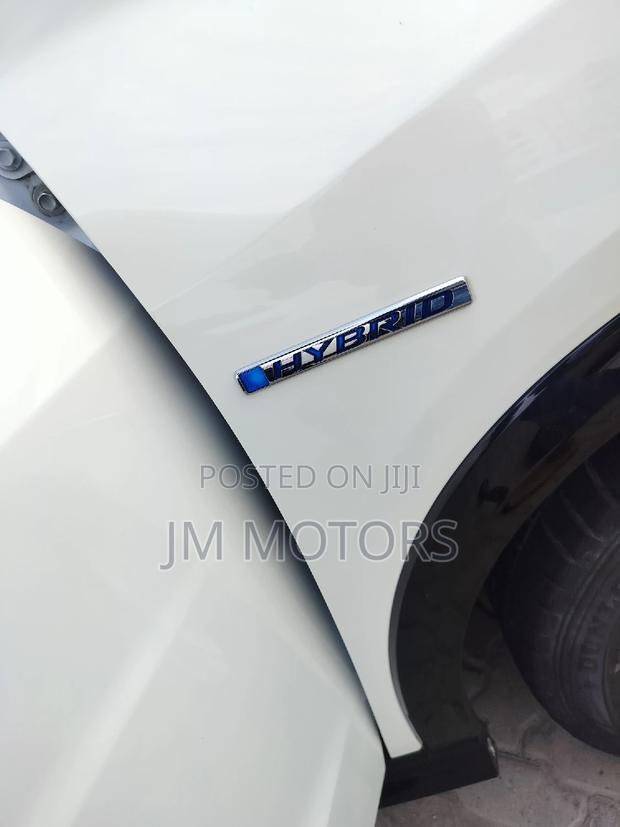 Honda Vezel 2017 White