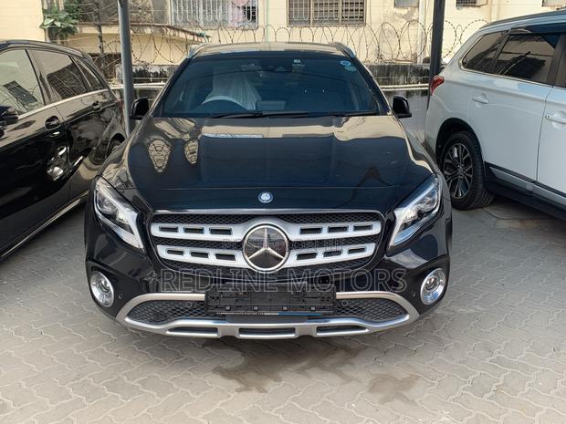 New 2017 Mercedes-Benz GLA-Class Black: Premium Black SUV