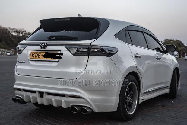 2015 Toyota Harrier Off-White SUV: Minimum Two Variants for You