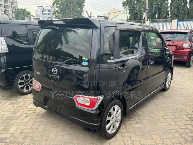 2018 Mazda Flair Hybrid XG 2WD Black - Affordable Luxury