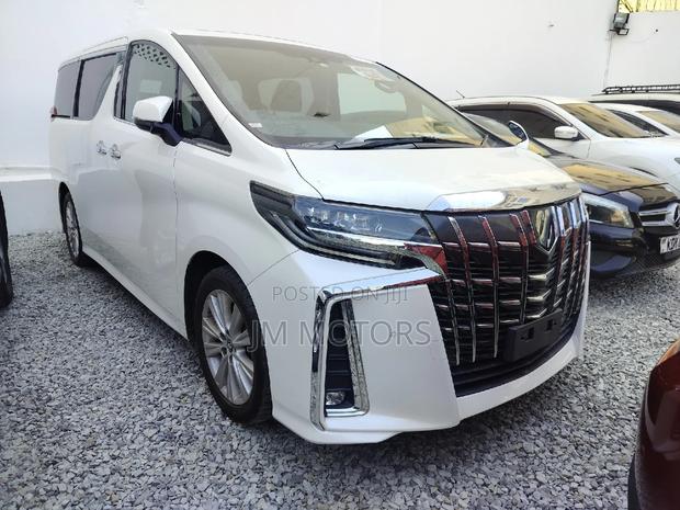 Toyota Alphard 2018 White