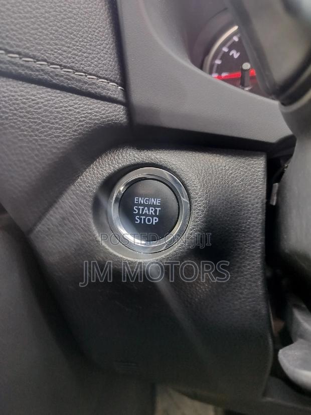 Toyota RAV4 2019 White