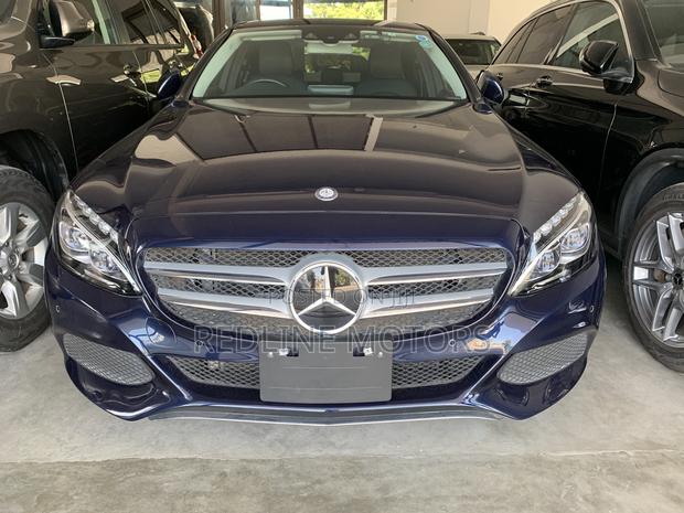 2016 Mercedes-Benz C200 Blue: Luxury Compact Sedan