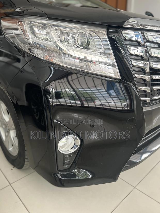 Toyota Alphard 2017 Black