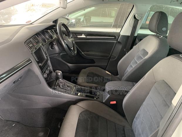 2016 White Volkswagen Golf Variant - Elegant and Versatile
