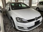 2016 White Volkswagen Golf Variant - Elegant and Versatile for sale