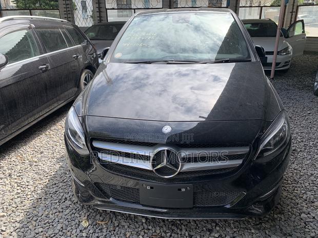 2016 Mercedes-Benz B-Class Black Edition: Luxurious Compact Car For Sale