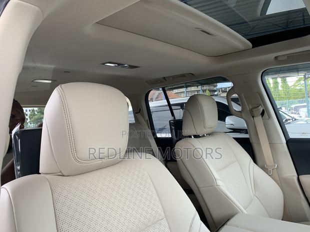 2023 Toyota Land Cruiser Black: A Symbol of Luxury and Durability