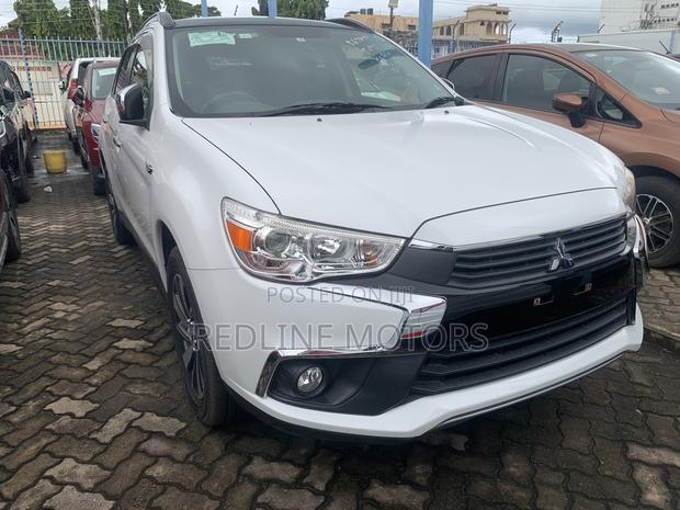 Off-White 2017 Mitsubishi RVR: Two Exciting Variants Available