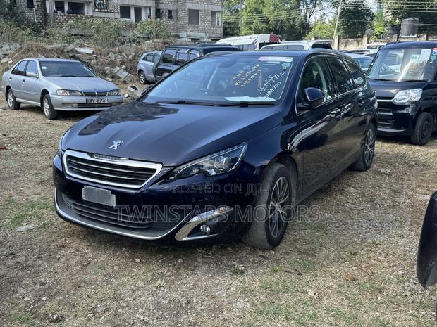 Peugeot 308 2017 - Black Sedan for Sale