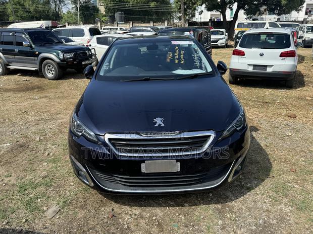 Peugeot 308 2017 - Black Sedan for Sale