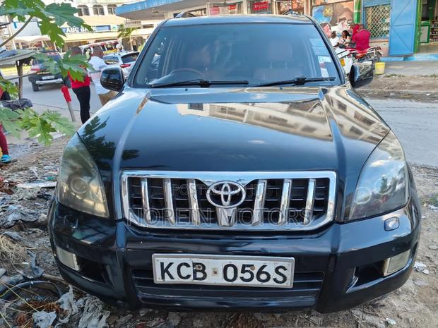 2007 Toyota Land Cruiser Prado Black - Premium Off-Roader