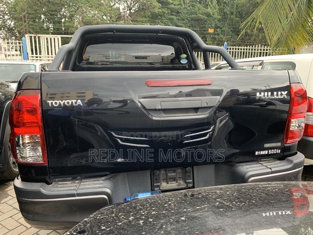 Black 2019 Toyota Hilux: Aggressive and Elegant Pickup